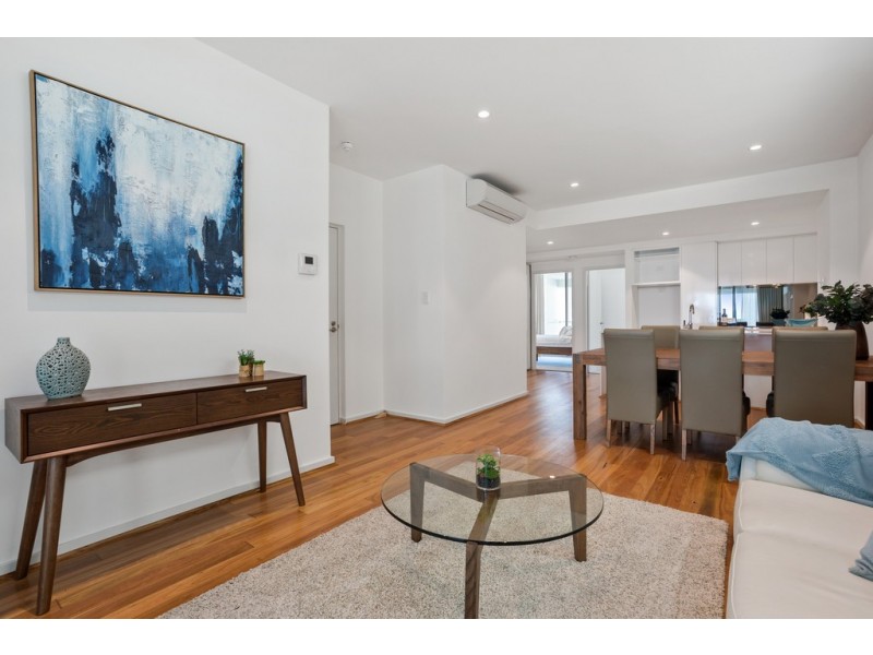 10/13 O’Connor Close, North Coogee WA 6163