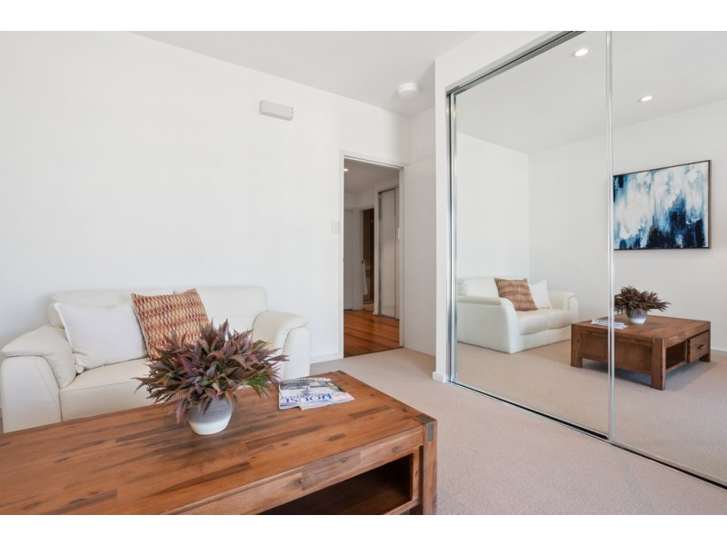 10/13 O’Connor Close, North Coogee WA 6163