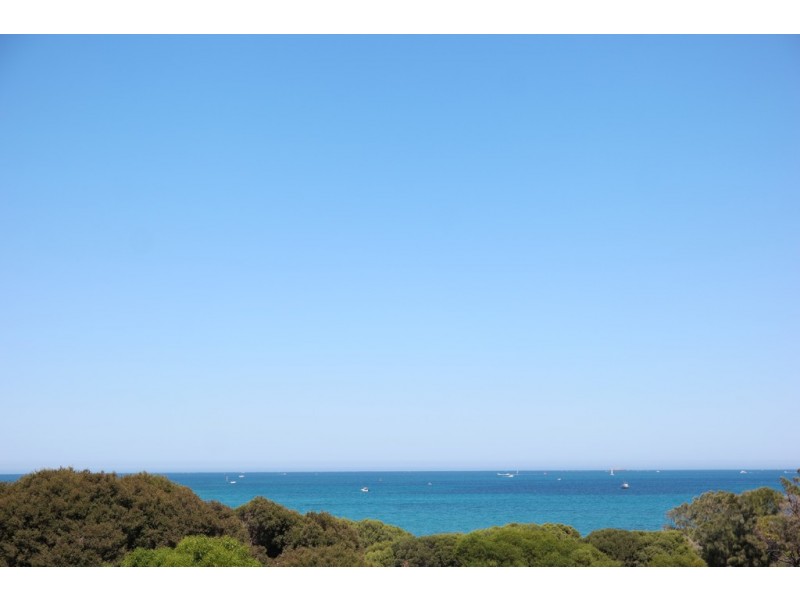 10/13 O’Connor Close, North Coogee WA 6163