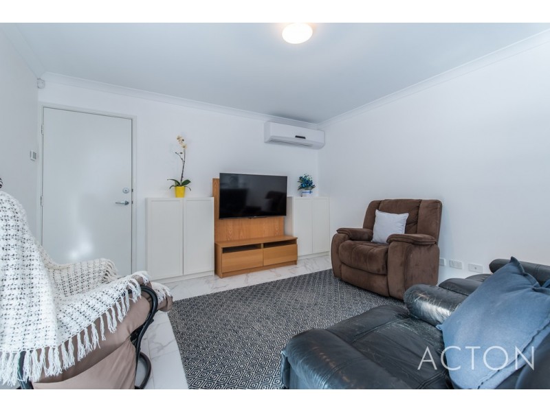 16 Equinox Avenue, Eglinton WA 6034