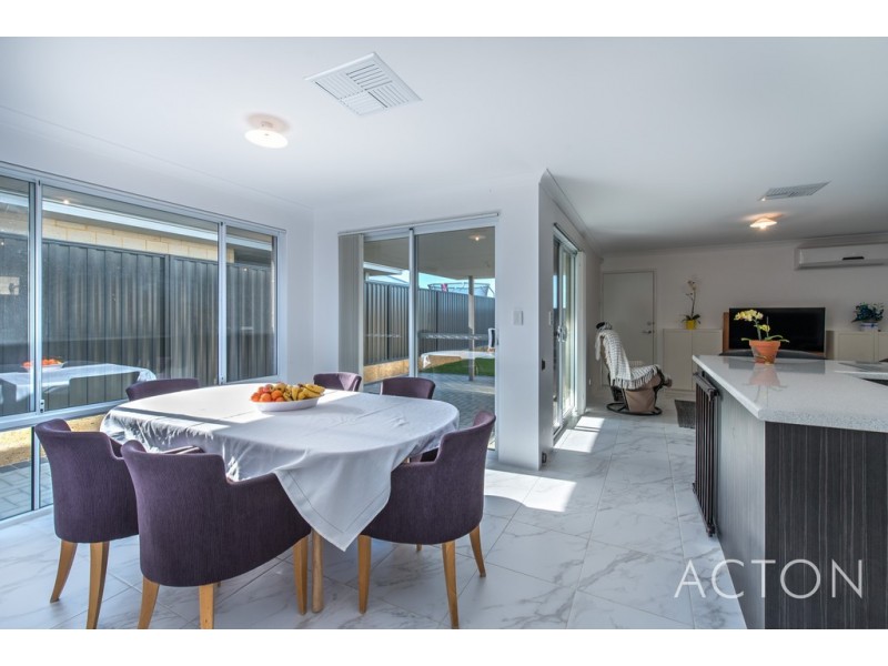 16 Equinox Avenue, Eglinton WA 6034