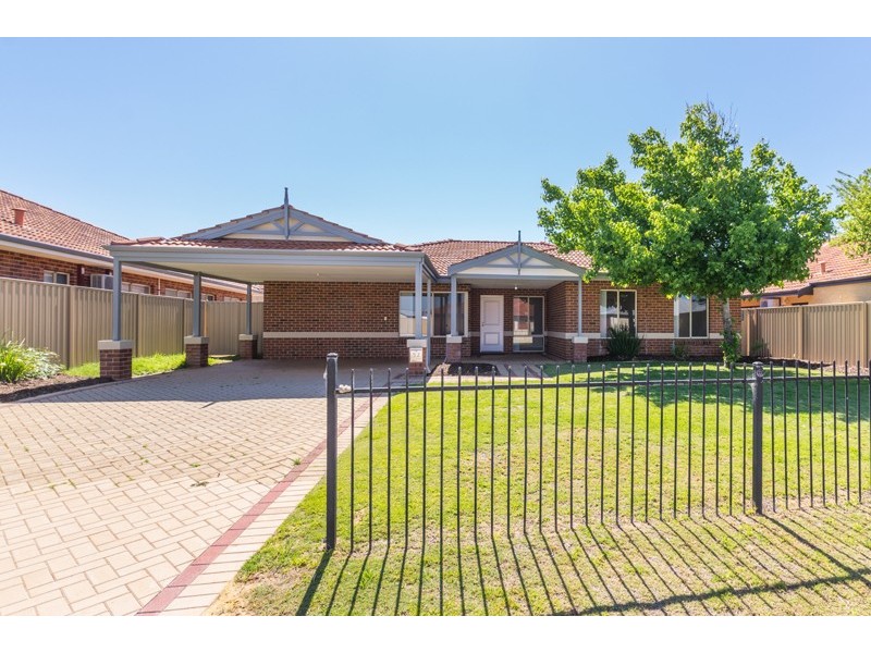 52 Ridgewood Boulevard, Ridgewood WA 6030