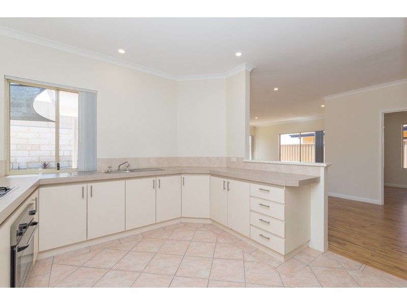 52 Ridgewood Boulevard, Ridgewood WA 6030