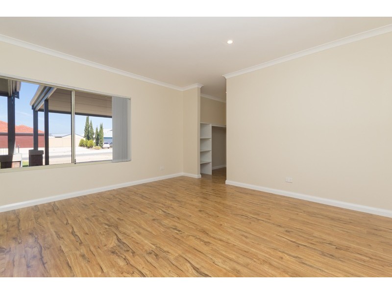 52 Ridgewood Boulevard, Ridgewood WA 6030