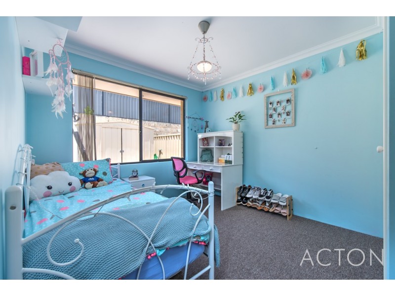 16 Thurleigh Approach, Butler WA 6036