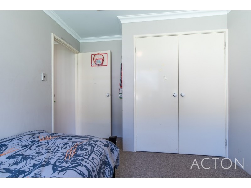 16 Thurleigh Approach, Butler WA 6036