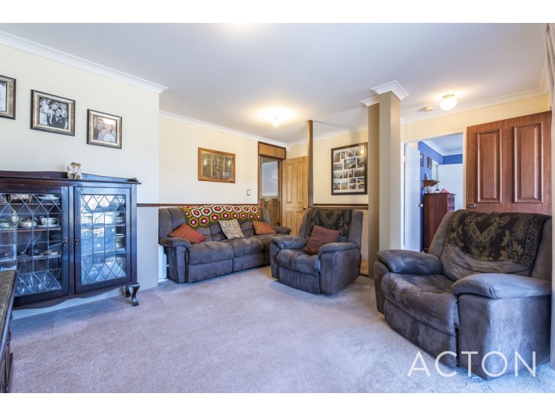 4 Gaffney Ridge, Clarkson WA 6030