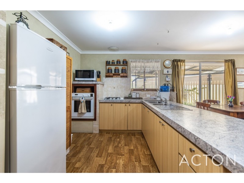 4 Gaffney Ridge, Clarkson WA 6030