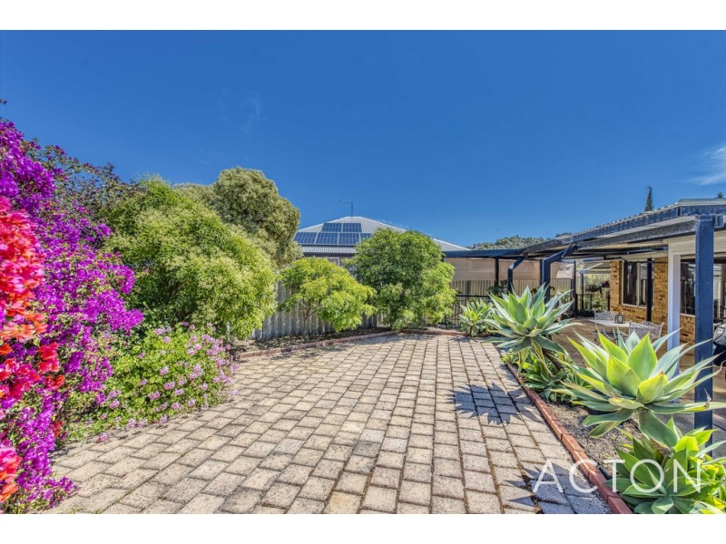 4 Gaffney Ridge, Clarkson WA 6030