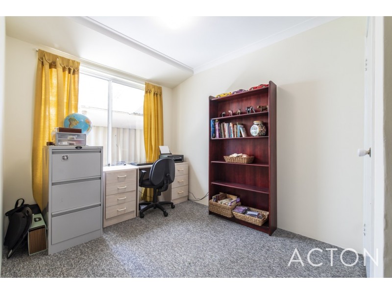 4 Gaffney Ridge, Clarkson WA 6030