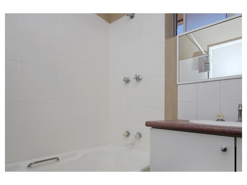 16/6 Seaton Place, Girrawheen WA 6064