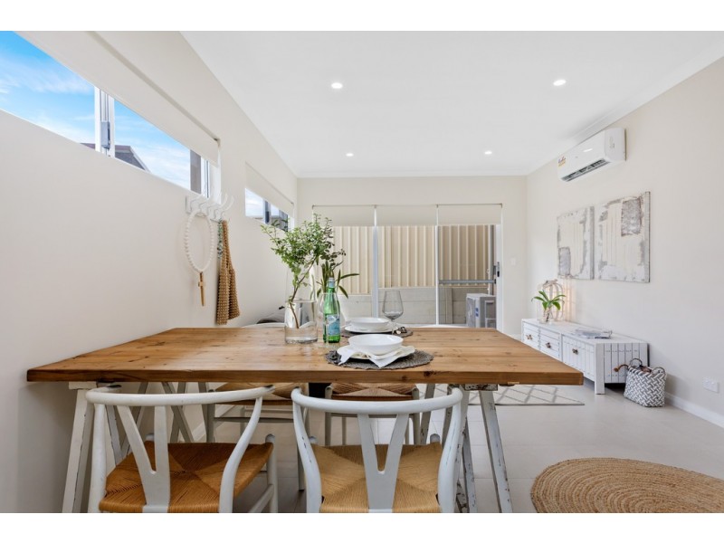 5/12A Prinsep, Melville WA 6156