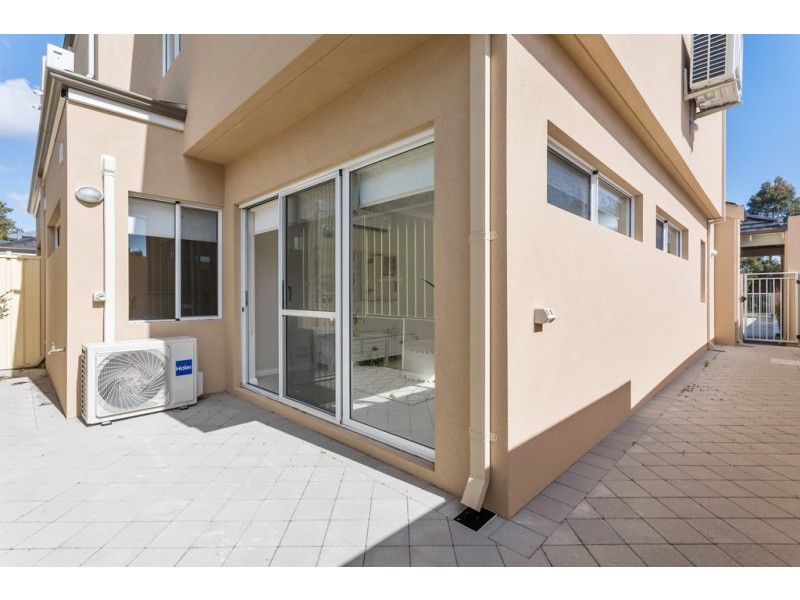 5/12A Prinsep, Melville WA 6156