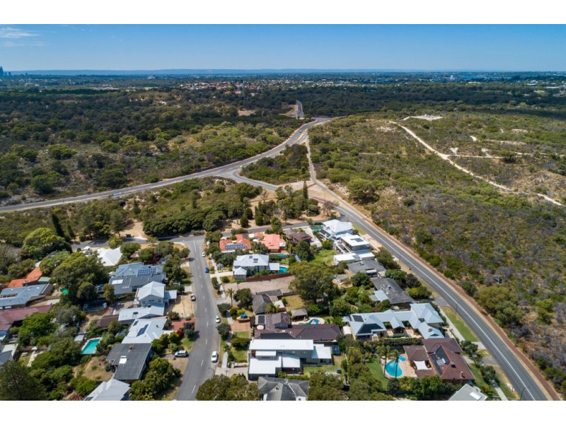 116 Branksome Gardens, City Beach WA 6015