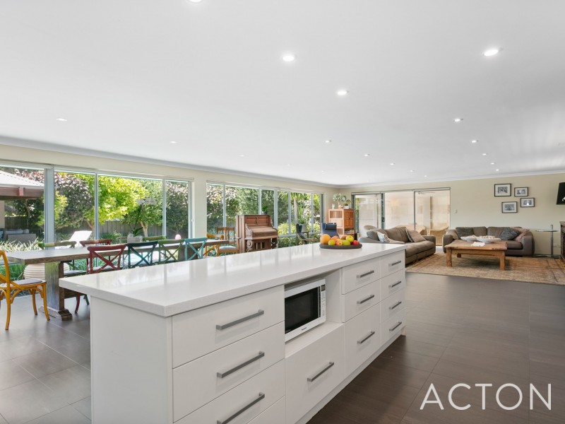 116 Branksome Gardens, City Beach WA 6015