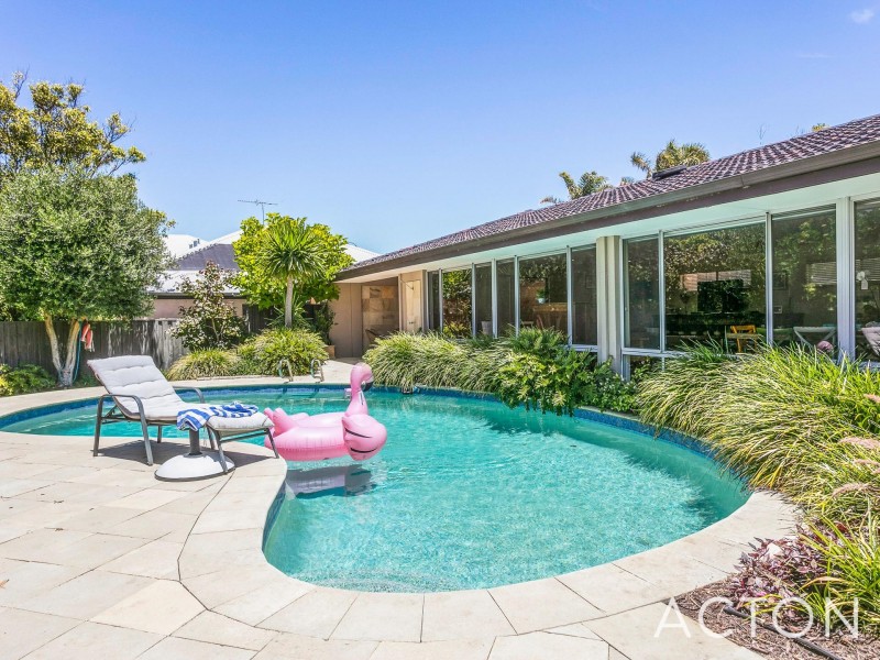 116 Branksome Gardens, City Beach WA 6015