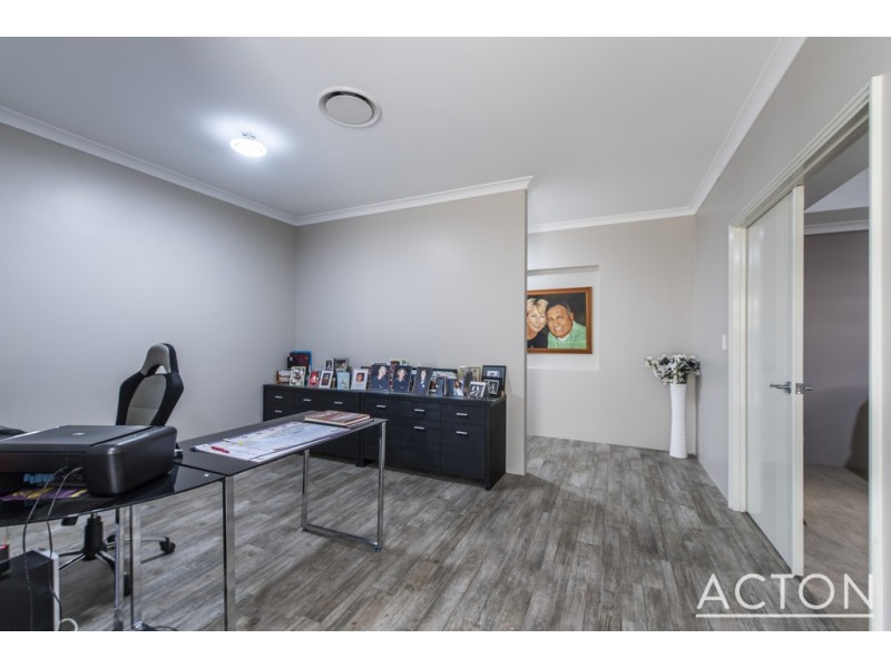 70 Parkland Drive, Yanchep WA 6035