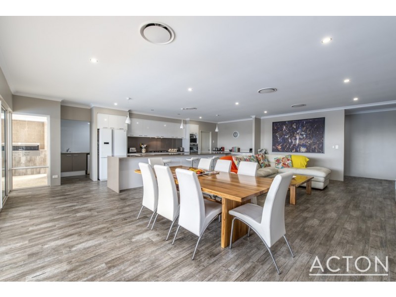 70 Parkland Drive, Yanchep WA 6035