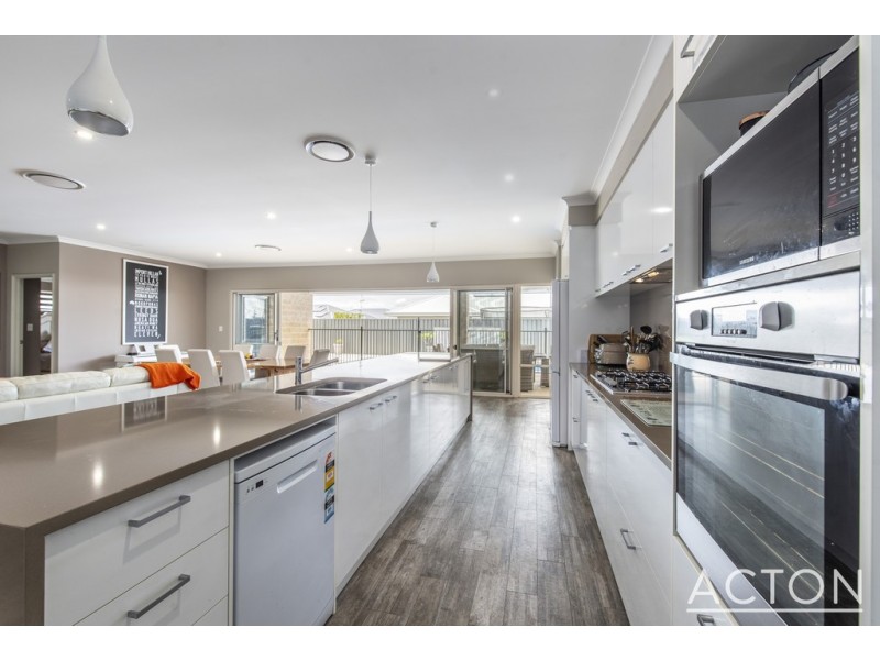 70 Parkland Drive, Yanchep WA 6035