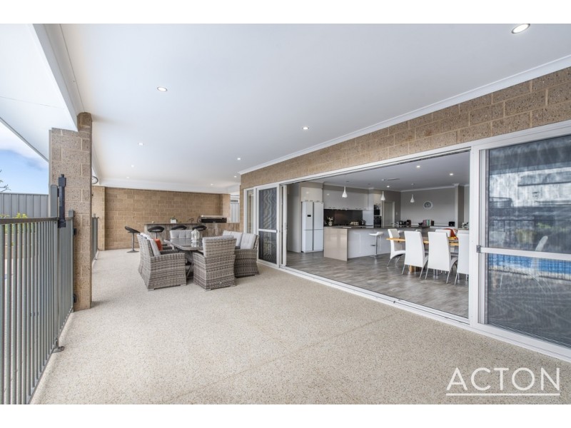 70 Parkland Drive, Yanchep WA 6035