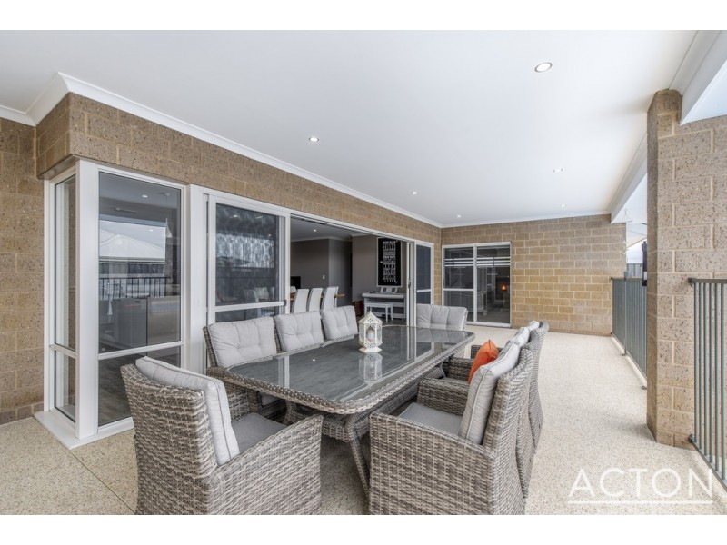 70 Parkland Drive, Yanchep WA 6035