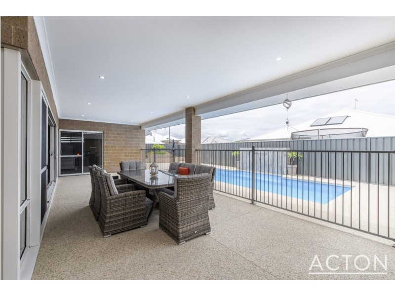 70 Parkland Drive, Yanchep WA 6035