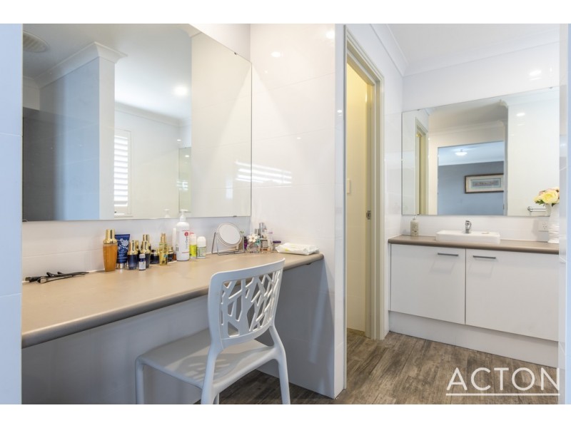 70 Parkland Drive, Yanchep WA 6035