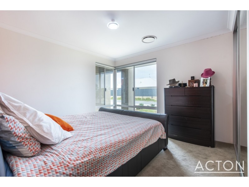 70 Parkland Drive, Yanchep WA 6035