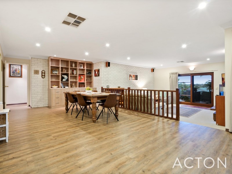 3 Arnold Crescent, Kardinya WA 6163