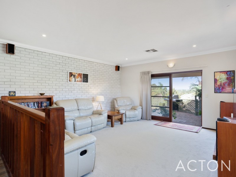 3 Arnold Crescent, Kardinya WA 6163