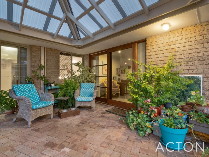 3 Arnold Crescent, Kardinya WA 6163