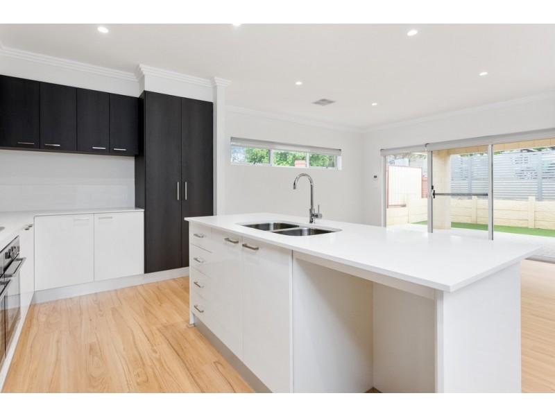 294 B MARMION STREET, Melville WA 6156