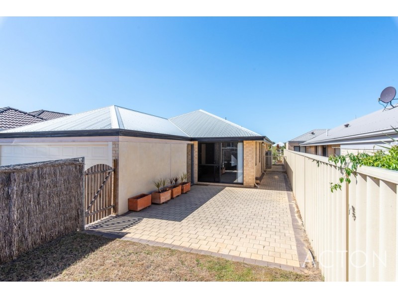 7 Sheldwich Loop, Butler WA 6036