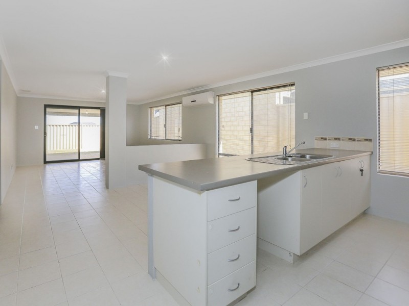 3 Kinvara Way, Ridgewood WA 6030