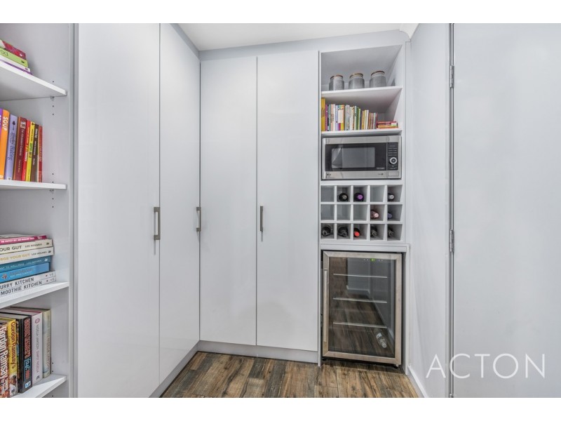 2 Marginella Boulevard, Jindalee WA 6036