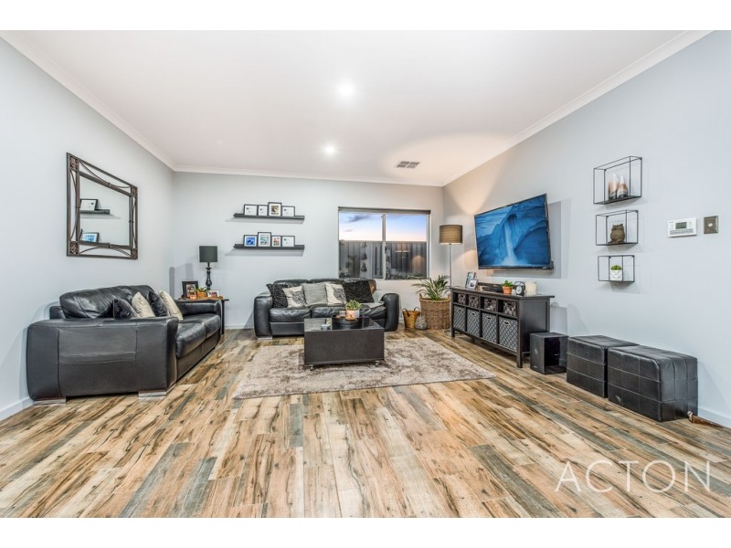 2 Marginella Boulevard, Jindalee WA 6036