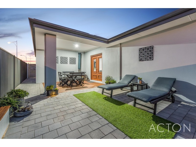 2 Marginella Boulevard, Jindalee WA 6036