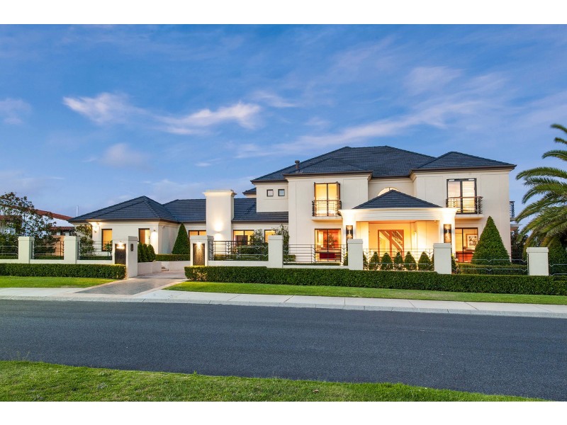 8 Tilton Terrace, City Beach WA 6015