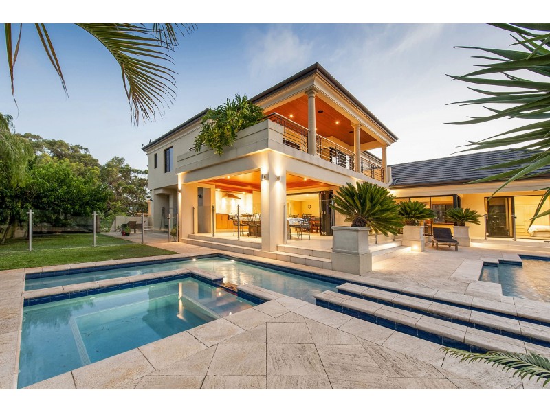 8 Tilton Terrace, City Beach WA 6015