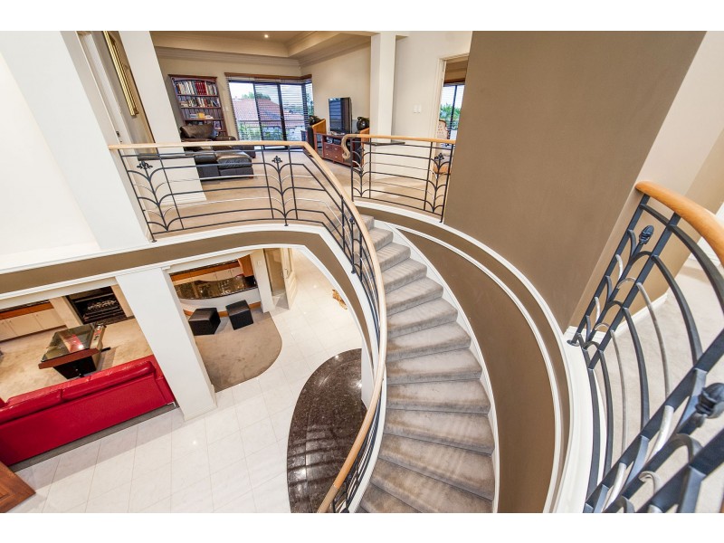 8 Tilton Terrace, City Beach WA 6015