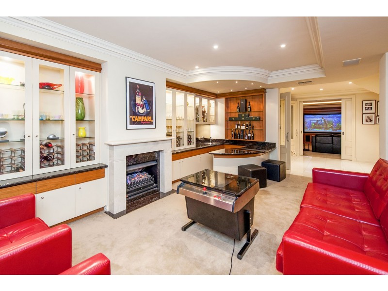 8 Tilton Terrace, City Beach WA 6015