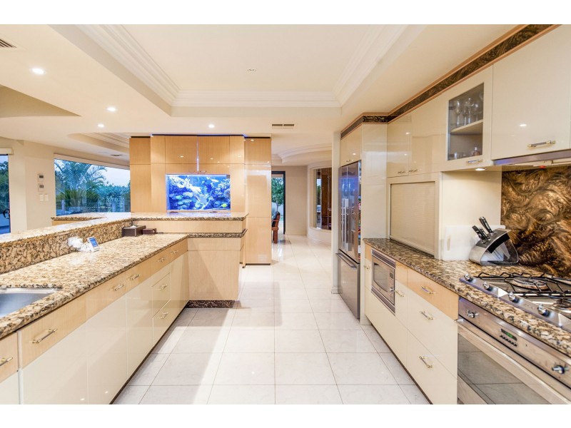 8 Tilton Terrace, City Beach WA 6015