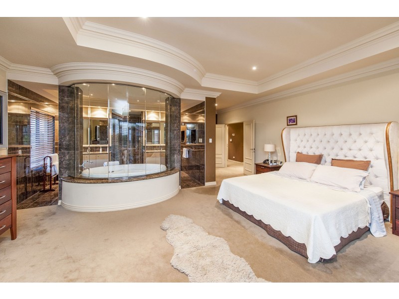 8 Tilton Terrace, City Beach WA 6015