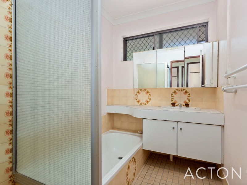 107A Corbett Street, Wembley Downs WA 6019