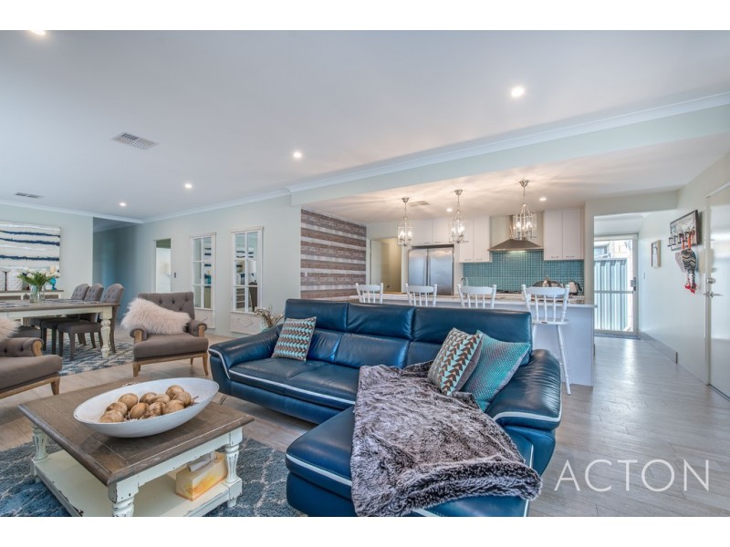 71 Trethowan Promenade, Alkimos WA 6038