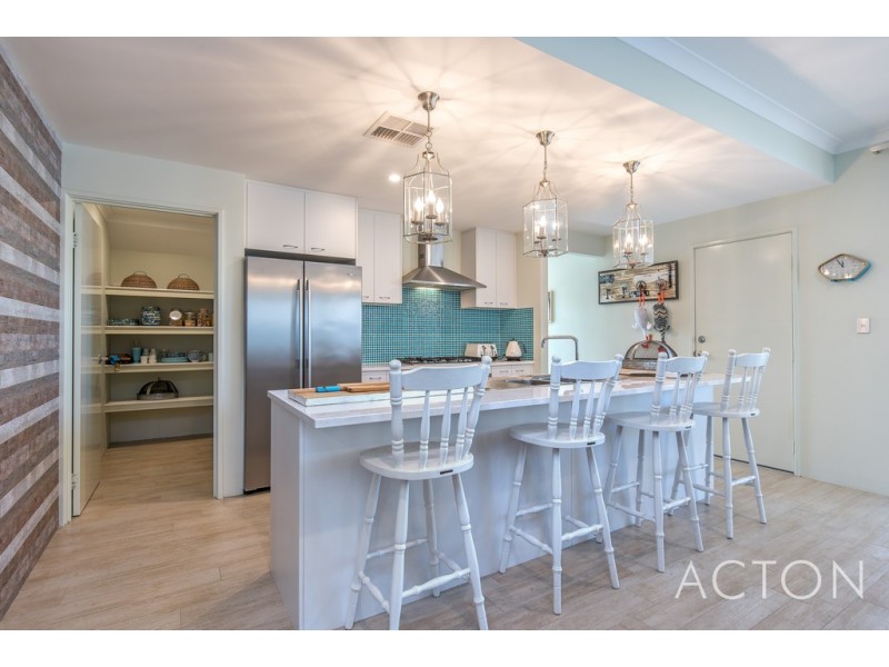 71 Trethowan Promenade, Alkimos WA 6038