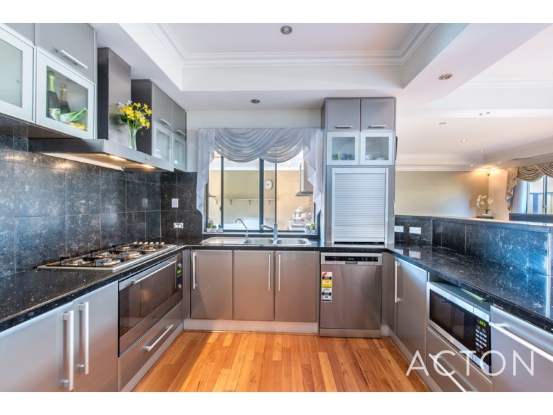 3 La Trobe Street, Landsdale WA 6065