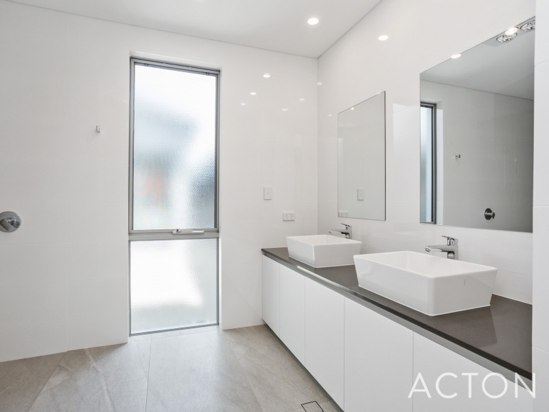 135A Colin Road, Wembley Downs WA 6019