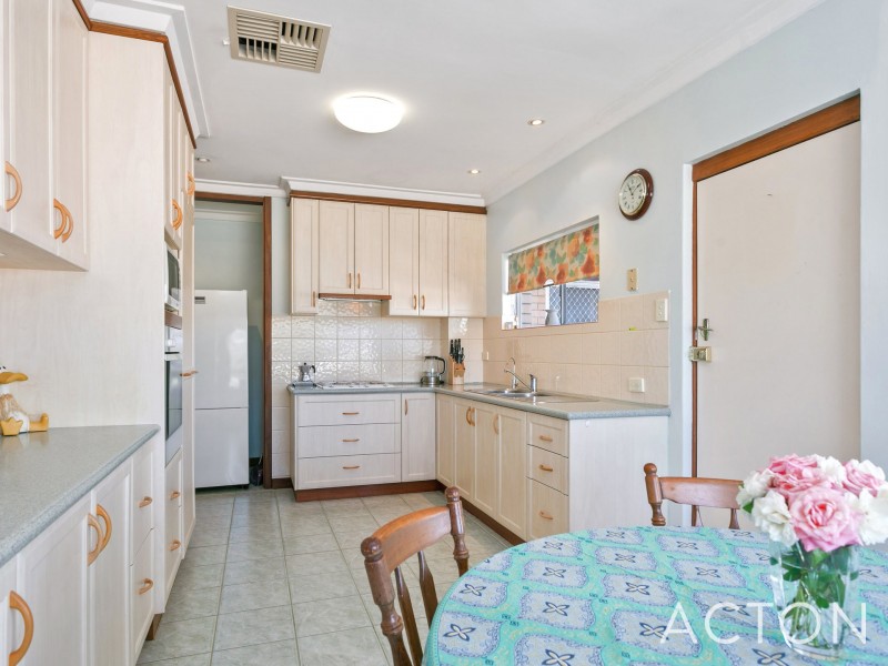 17 Palana Road, City Beach WA 6015