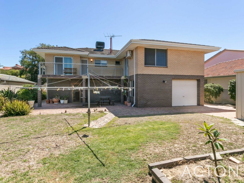 17 Palana Road, City Beach WA 6015